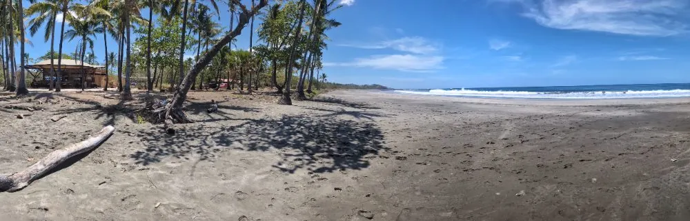 A beach bar near Playa Venado